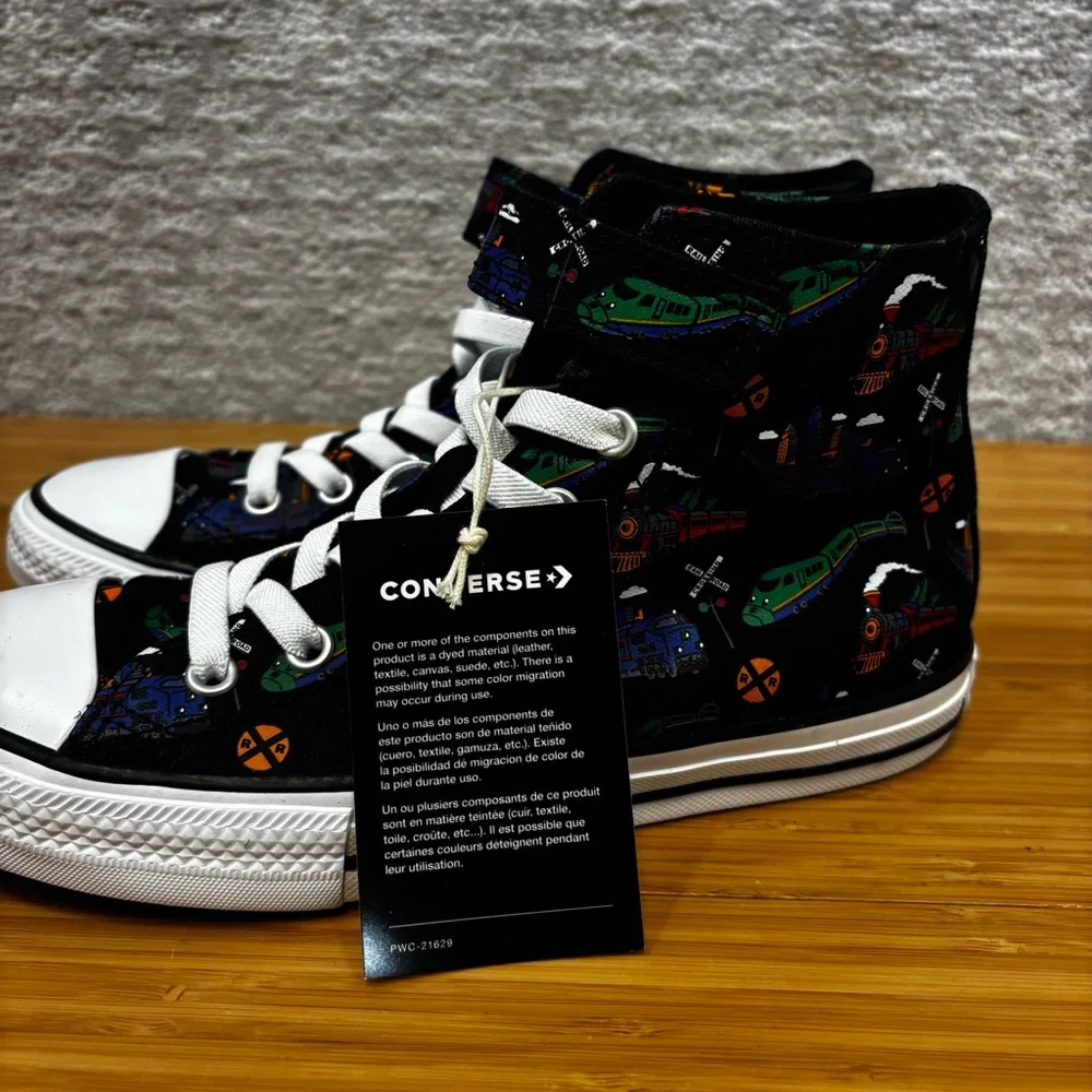 Converse‎ Chuck Taylor Hi 1V Black Train Print NEW Kids Size 3 Youth